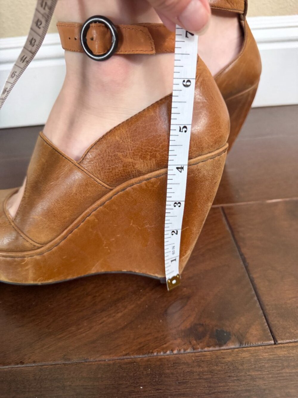 Born Crown Leather Platform Ankle Strap Buckle Sandals Heels Shoes Size 8 - Picture 9 of 14